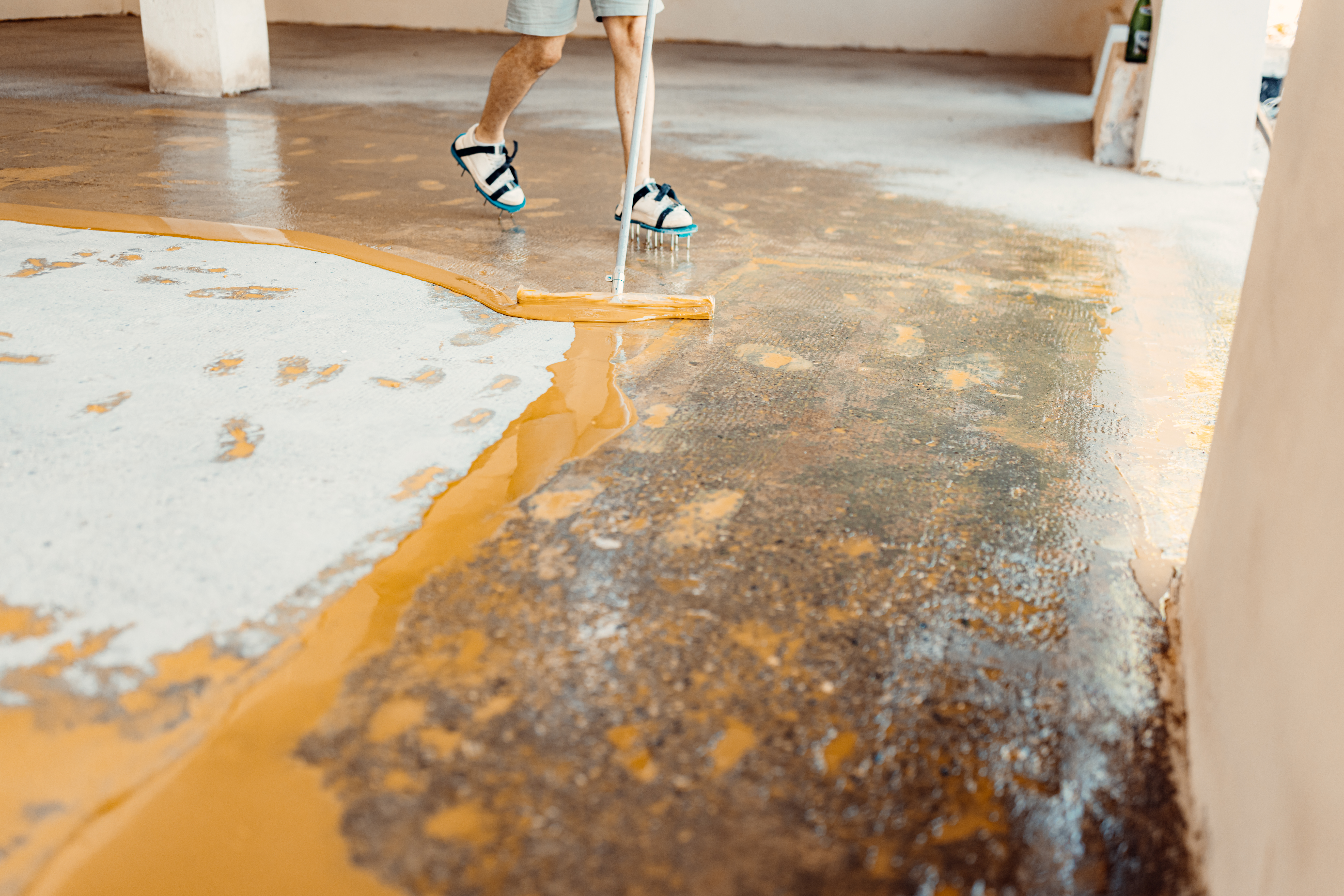 Floor preparation with resin support layer for anti-slip system